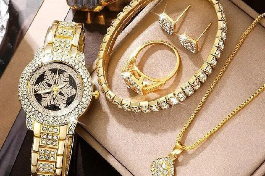 perhiasan emas terbaru 2026