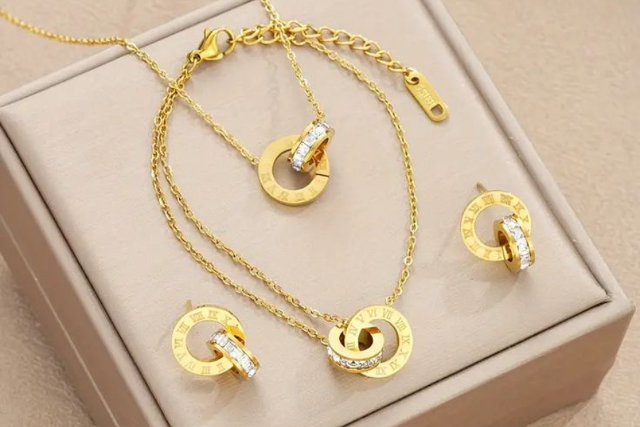 koleksi perhiasan lengkap dan up to date