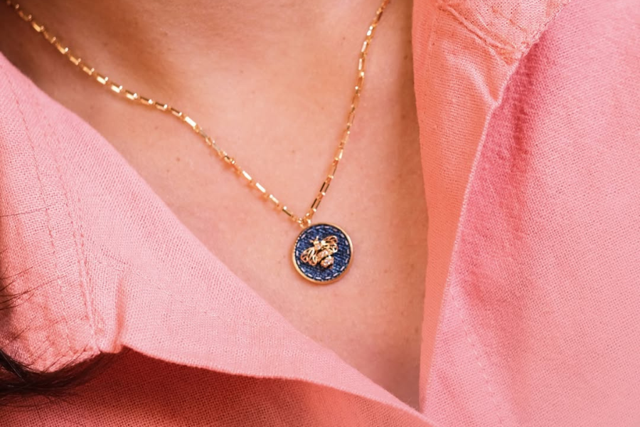 pilih perhiasan yang paling sesuai di wahyu redjo