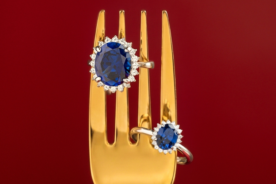 kado perhiasan emas